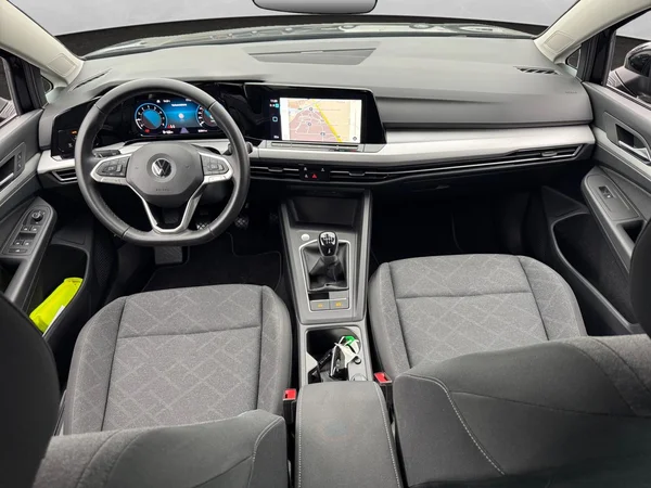 VOLKSWAGEN Golf VIII (2022) — foto 19 van 19