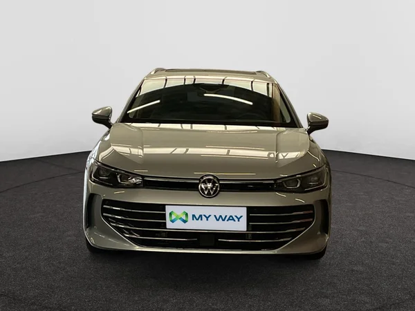 VOLKSWAGEN Passat SW (2025) — foto 23 van 24