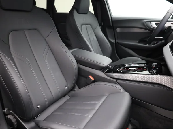 AUDI A5 SW e-hybrid (PHEV) (2025) — foto 18 van 23