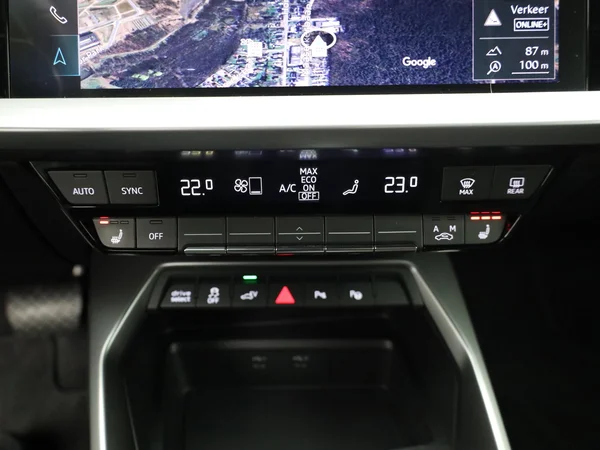 AUDI A3 Sportback (2024) — foto 7 van 22