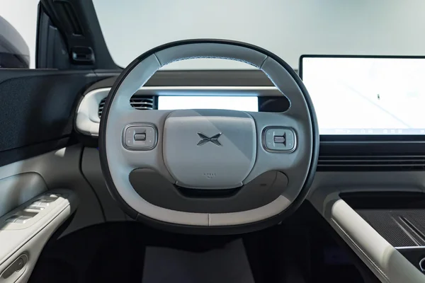 XPENG G6 (2025) — foto 14 van 38