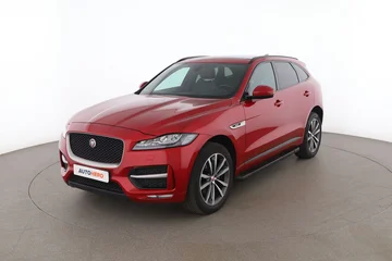 Jaguar F-Pace 880a313a-f4b9-4898-a8a0-892f73837ff1