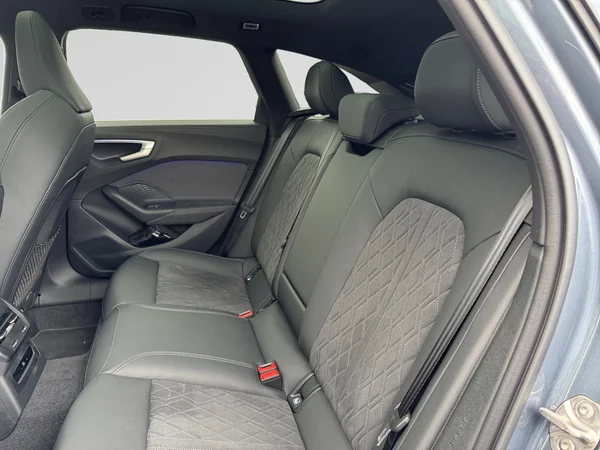 AUDI A5 Avant e-hybrid (PHEV) (2025) — foto 5 van 24
