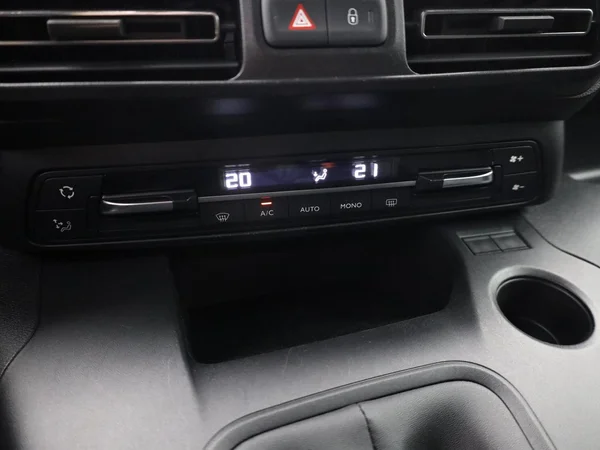 OPEL Combo Life MWB (2021) — foto 9 van 20