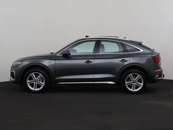 AUDI Q5 (2022) — foto 12 van 33