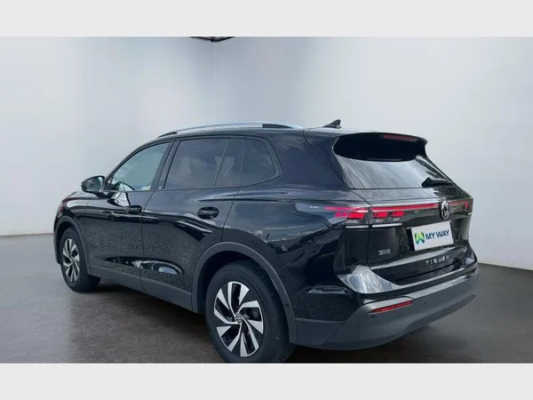 Volkswagen Tiguan (2024) — foto 12 van 29