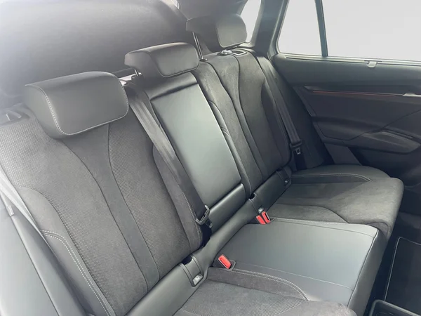 SKODA Elroq (2025) — foto 9 van 20