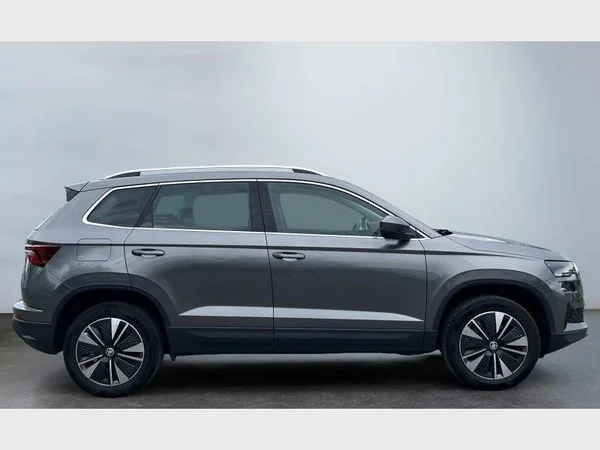 Skoda Karoq (2022) — foto 25 van 30