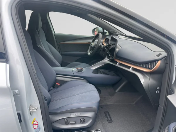 CUPRA Tavascan (2024) — foto 5 van 20