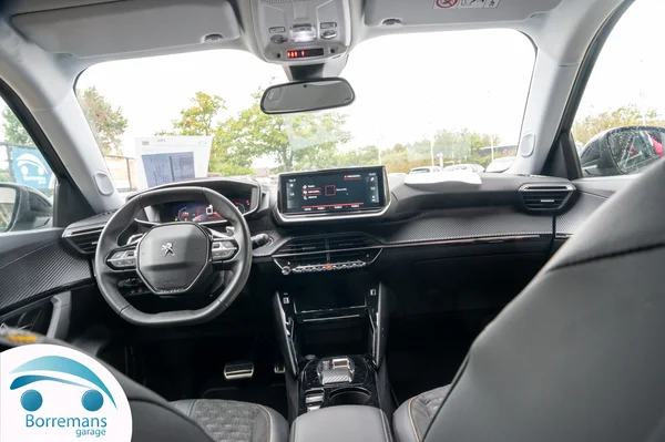 Peugeot 2008 (2022) — foto 10 van 45