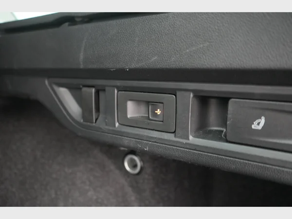 SKODA Octavia Combi (2024) — foto 4 van 29
