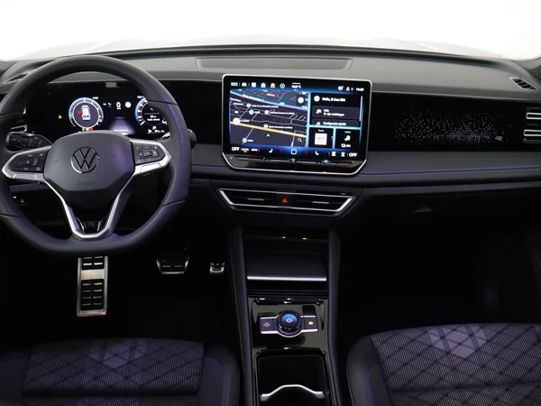 VOLKSWAGEN Tiguan (2025) — foto 35 van 35