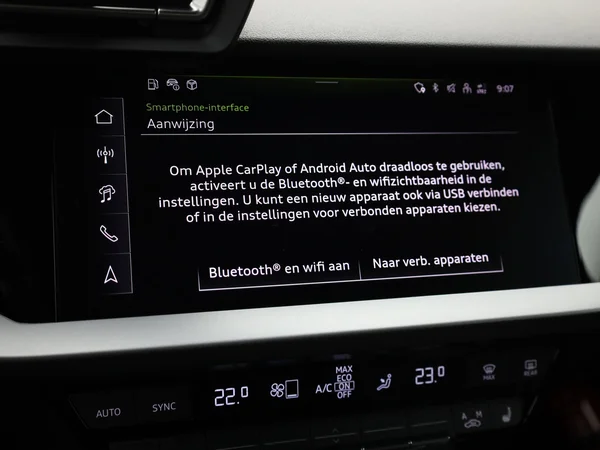 AUDI A3 Sportback (2024) — foto 18 van 20