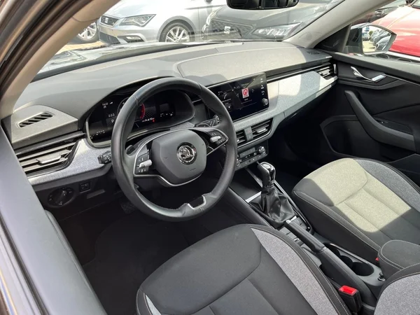 SKODA Kamiq (2024) — foto 19 van 20