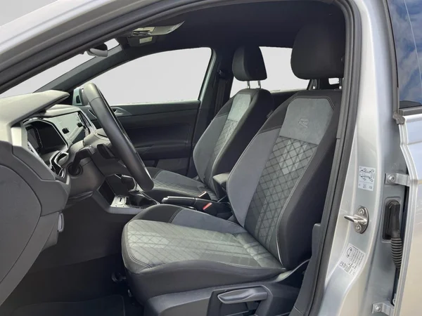 VOLKSWAGEN Taigo (2024) — foto 18 van 22