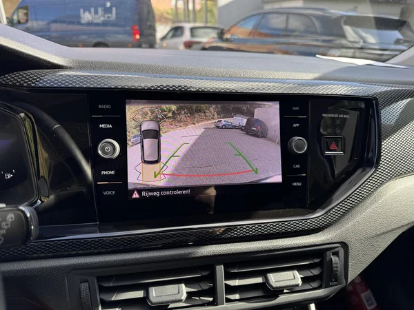 VOLKSWAGEN Polo (2023) — foto 4 van 16