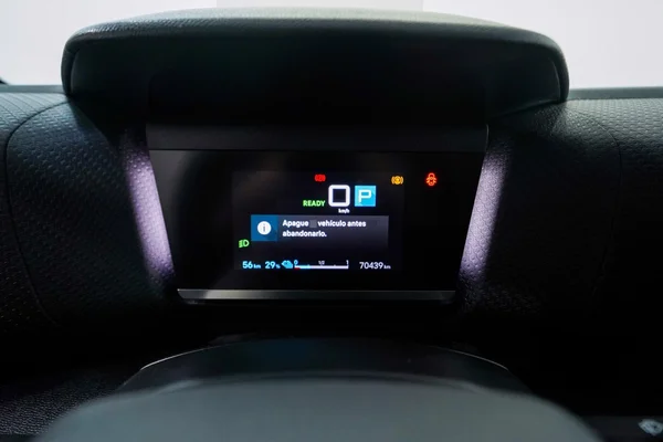 Citroen E-C4 X (2023) — foto 6 van 50