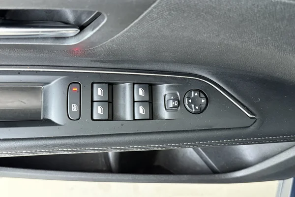 Peugeot 5008 (2019) — foto 5 van 25
