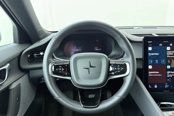 POLESTAR Polestar 2 (2023) — foto 2 van 19