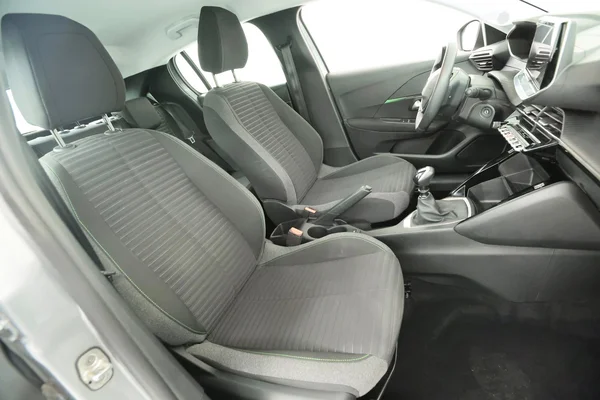 Peugeot 208 (2024) — foto 7 van 27
