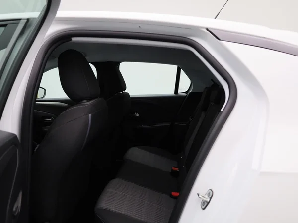 Opel Corsa (2023) — foto 4 van 37
