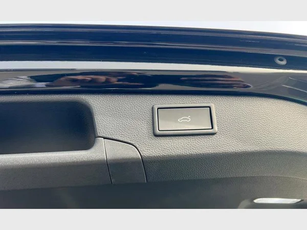 Volkswagen Passat Variant eHybrid (2026) — foto 16 van 24