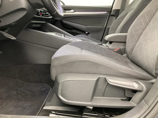 VOLKSWAGEN Golf VIII SW (2022) — foto 20 van 36