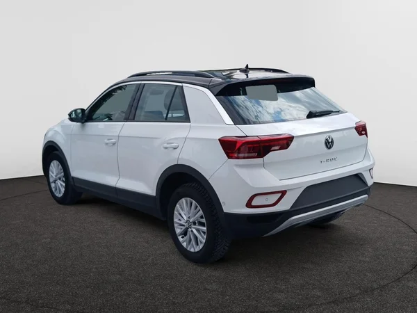 VOLKSWAGEN T-Roc (2022) — foto 9 van 21