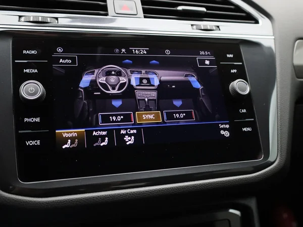 Volkswagen Tiguan (2022) — foto 21 van 45