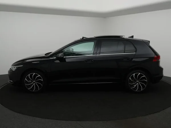Volkswagen Golf (2024) — foto 20 van 27