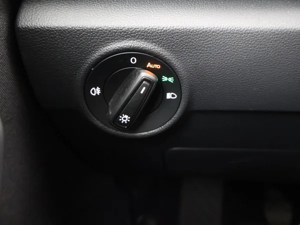 VOLKSWAGEN T-Roc (2023) — foto 17 van 27