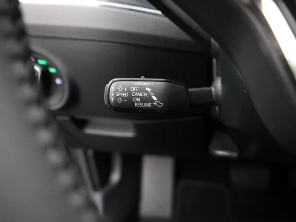 SKODA Superb Combi (2024) — foto 9 van 22