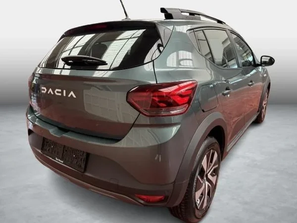 Dacia Sandero Stepway (2025) — foto 13 van 17