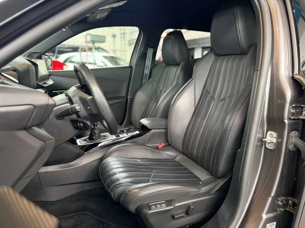 Peugeot 2008 (2022) — foto 19 van 21