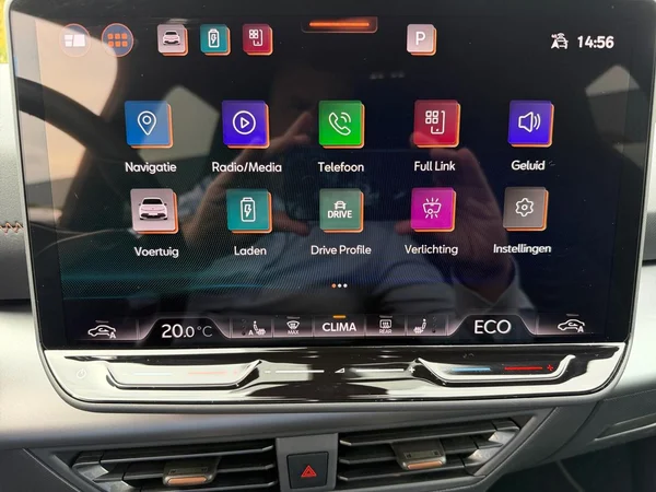 CUPRA Born (2025) — foto 8 van 16