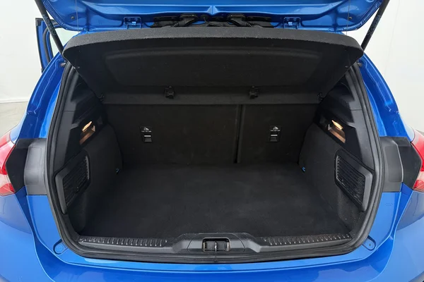 Ford Focus (2020) — foto 21 van 25