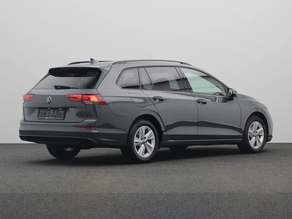 VOLKSWAGEN Golf VIII SW (2024) — foto 12 van 19
