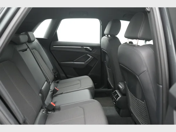 AUDI Q3 (2022) — foto 30 van 32