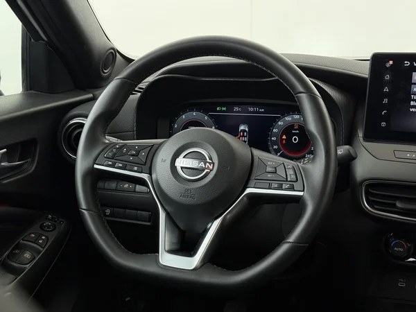 NISSAN Juke (2024) — foto 14 van 27