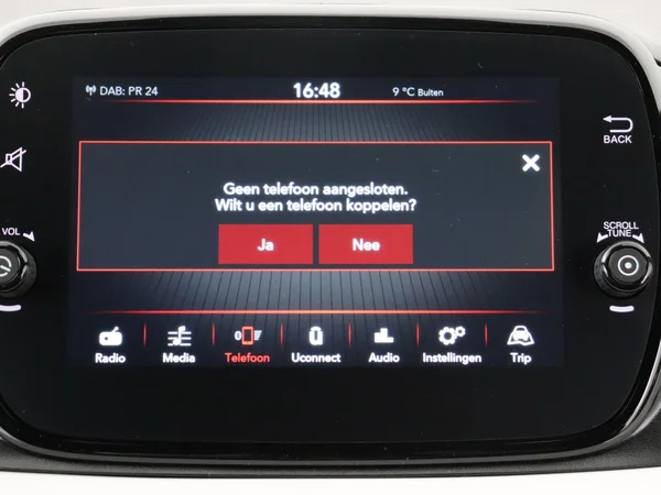 FIAT 500C (2022) — foto 10 van 26