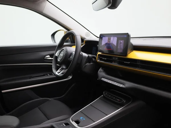Jeep Avenger (2023) — foto 25 van 39