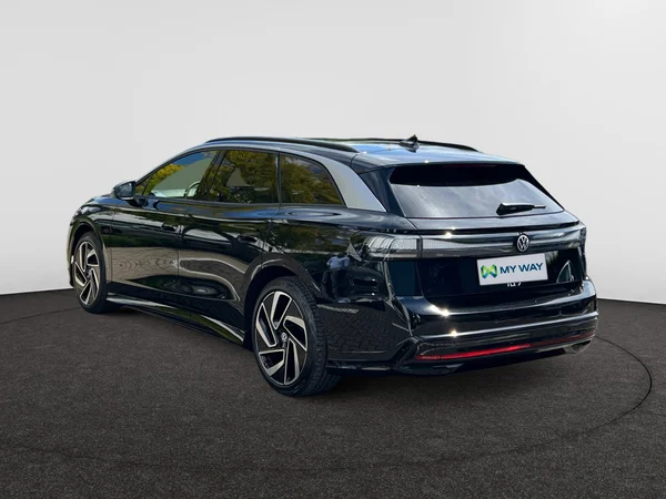 VOLKSWAGEN ID.7 Tourer (2024) — foto 18 van 24