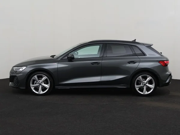 AUDI A3 Sportback (2025) — foto 13 van 18