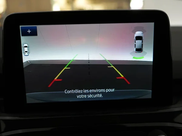 Ford Kuga (2023) — foto 19 van 28