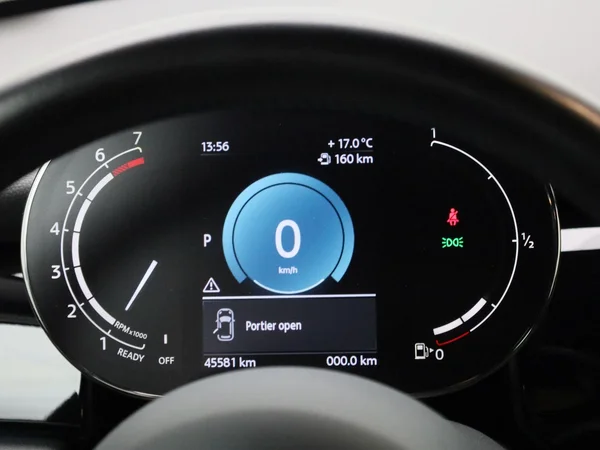 MINI Cooper (2022) — foto 37 van 38