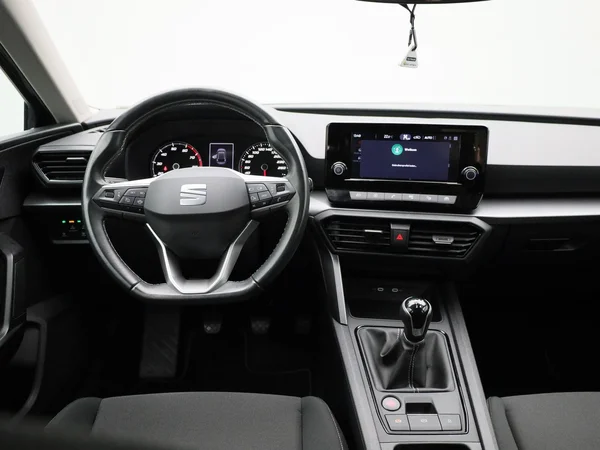 SEAT Leon (2023) — foto 37 van 37