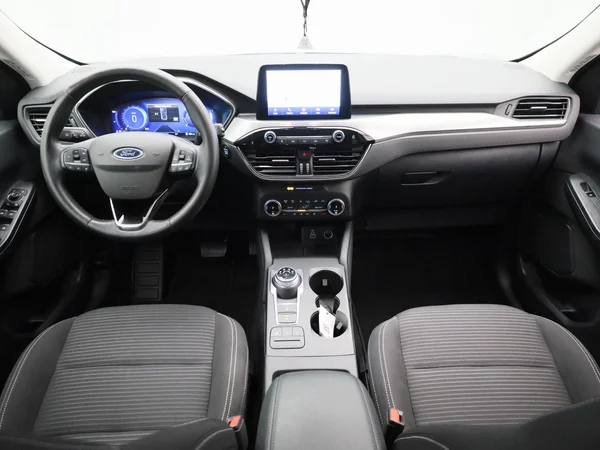 Ford Kuga (2023) — foto 30 van 31