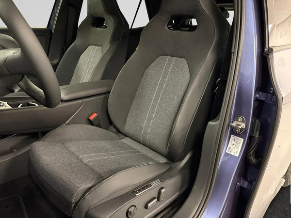 VOLKSWAGEN ID.3 Neo (2026) — foto 6 van 15