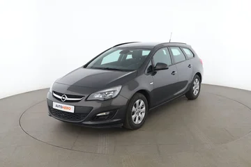 Opel Astra b837dc44-b42e-4d89-90fe-9d5e339c3a3c