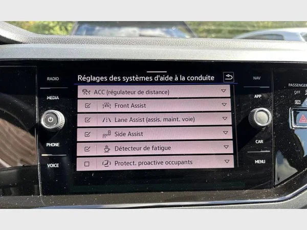 Volkswagen Taigo (2023) — foto 15 van 28